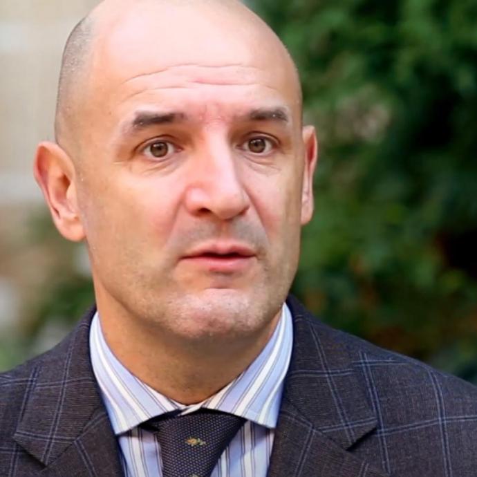 Roberto Ferrándiz Gestión y Planificación de Servicios Sanitarios