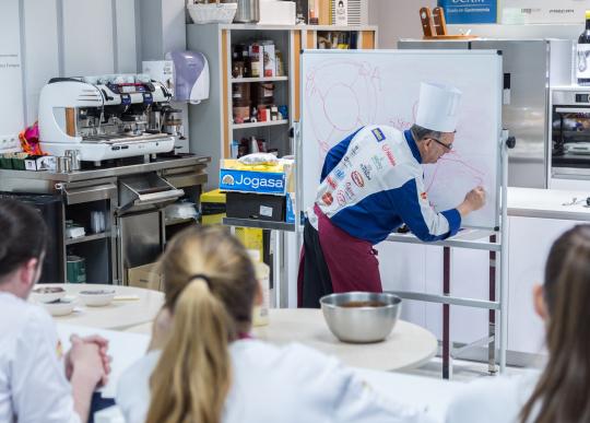 Instalaciones Completas Grado en Gastronomía UCAM