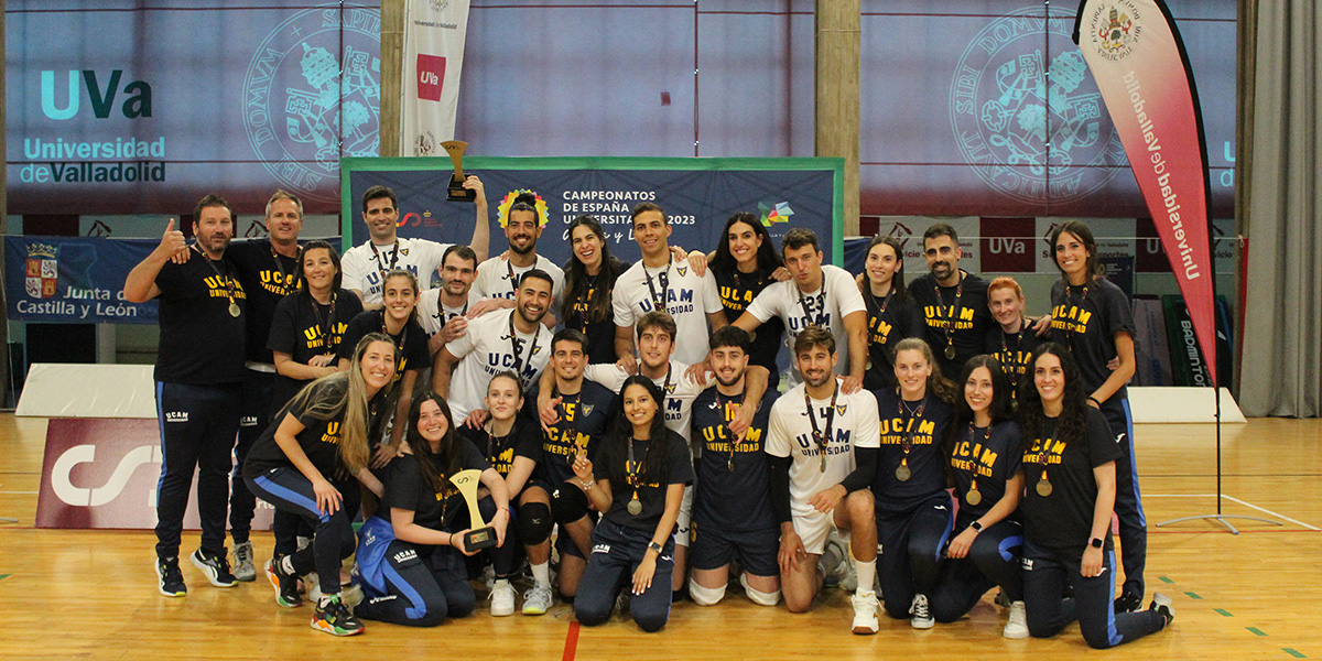 Doblete de la UCAM en el CEU de Voleibol