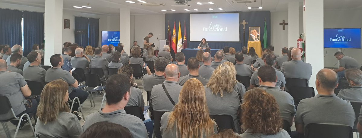 Intervención de la Presidenta de la UCAM en la convivencia de directivos