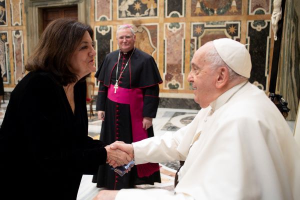 Presidenta UCAM y Papa Francisco