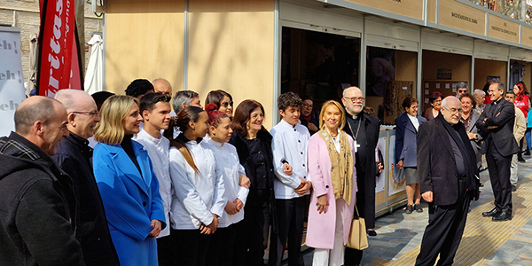 María Dolores García, presidenta de la Universidad Católica de Murcia, la ha inaugurado esta mañana en el Paseo Alfonso X de Murcia 