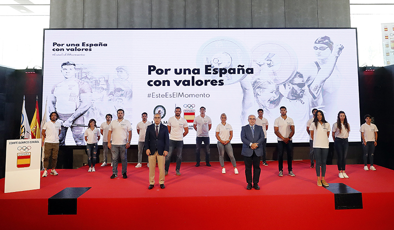 Presentación en el COE