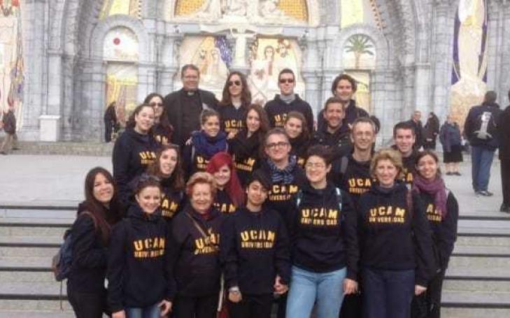 Estudiantes y personal de la UCAM peregrinan a Lourdes