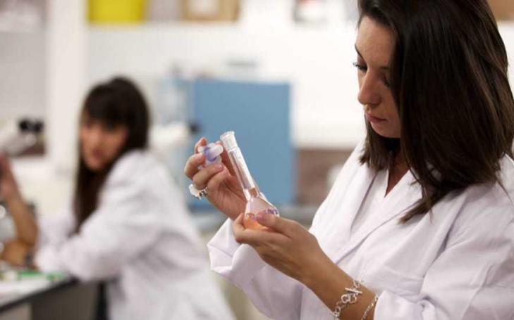 El programa de Doctorados Industriales permite a trece jóvenes investigar en empresas de la Región