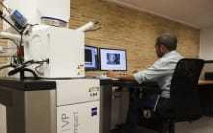 Investigadores de la UCAM trabajan en un proyecto para descubrir nuevos candidatos a fármacos con técnicas de inteligencia artificial