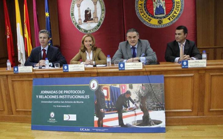 “Cortesía, respeto, etiqueta y ceremonia resultan claves en la presentación de credenciales”