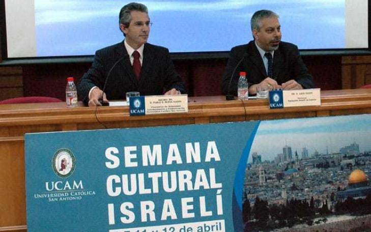 “Tras 25 años de relaciones diplomáticas, persisten todavía ciertos estereotipos”