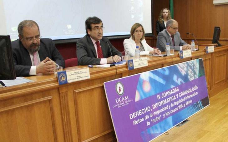 “Wikileaks es una gran fuente de información a disposición de la Prensa“