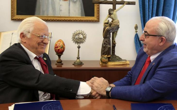 Padre Ángel y José Luis Mendoza