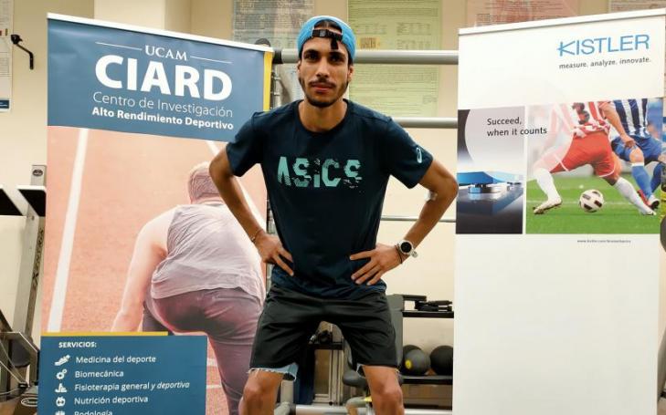 Prueba de salto en el Centro de Investigación y Alto Rendimiento Deportivo de la UCAM