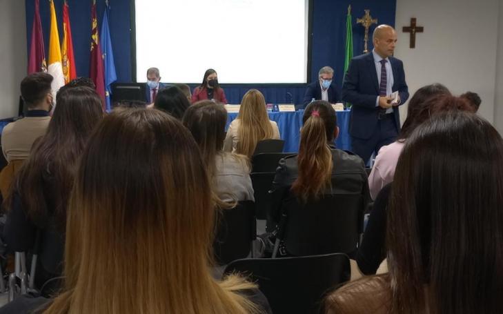 Expertos en el sector expusieron las nuevas tendencias a los alumnos de Criminología