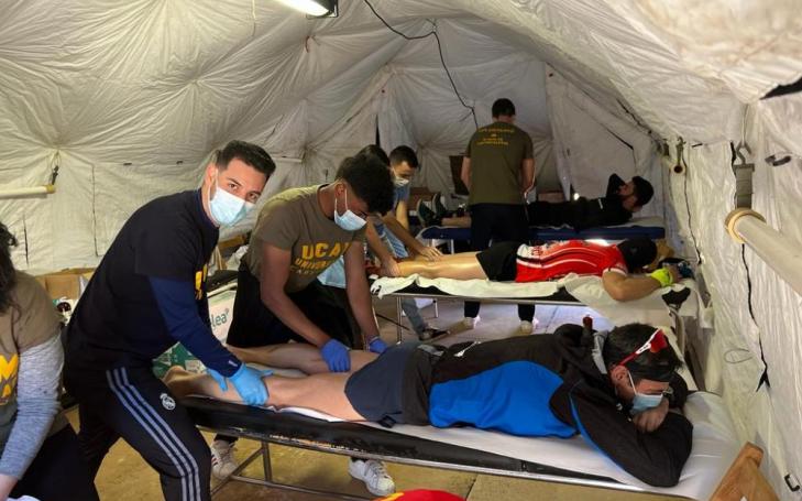 Sesenta alumnos de los grados en Fisioterapia, Podología y Enfermería colaboran en la competición