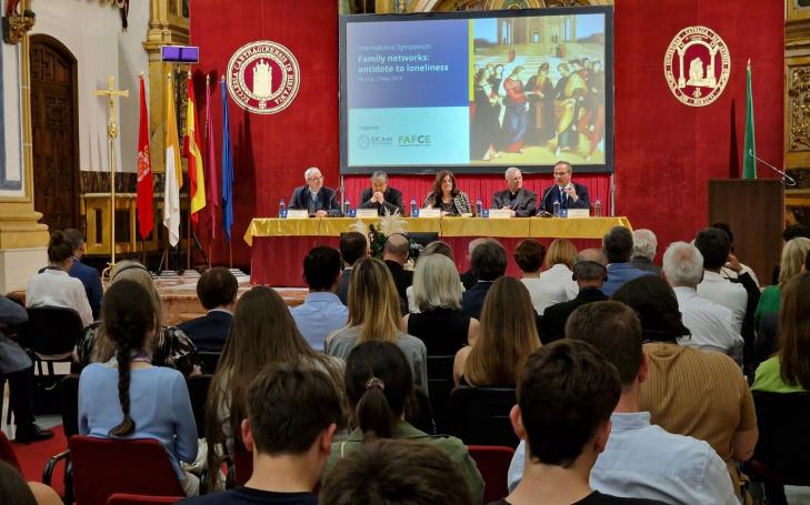 Simposio Internacional sobre la familia