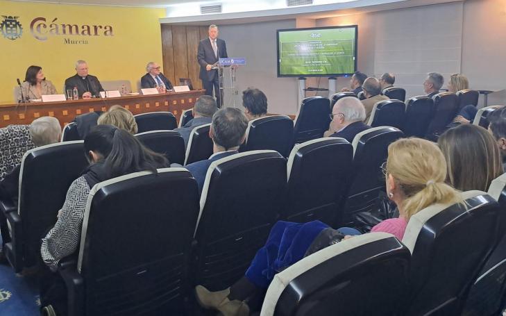 Conferencia en la Cámara de Comercio de Murcia