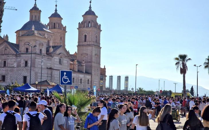Los actos en el Campus de Murcia llegaron a su fin con la ya tradicional paella multitudinaria.