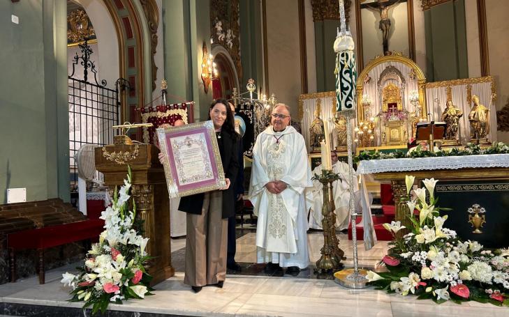 Compromiso, tradición, Iglesia