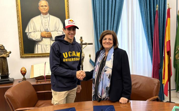 Gil Membrado, con María Dolores García, presidenta de la UCAM