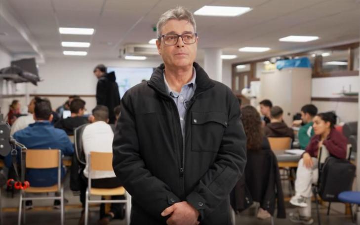 Alfons Mascaró, especialista en Fisioterapia del Deporte, y profesor del Máster en Fisioterapia en el Deporte de la UCAM , sobre los cambios en la fisioterapia, la práctica clínica y la formación de nuevos profesionales