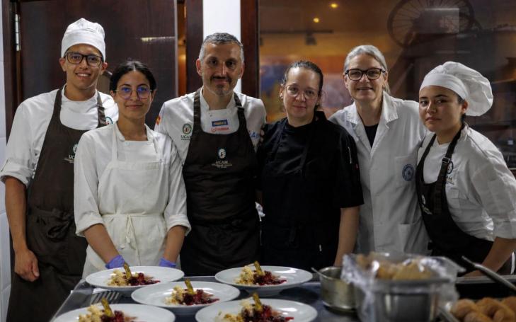 Gastronomía, Cante de las Minas, UCAM