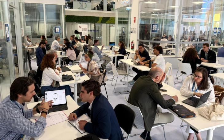Actividad de emprendimiento científico celebrada en UCAM HiTech.