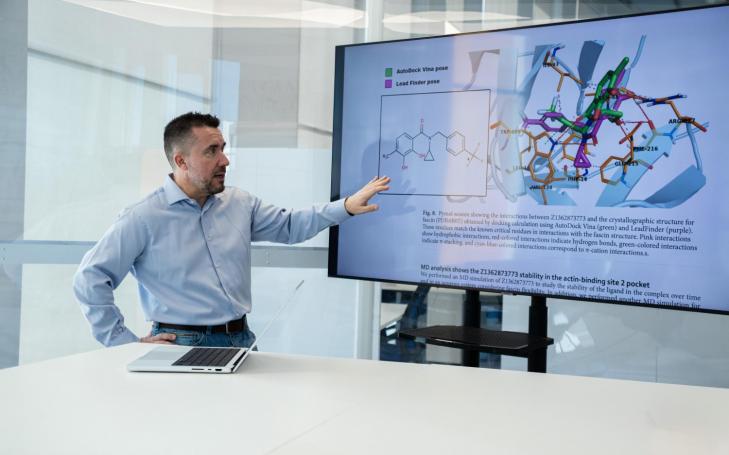 Horacio Pérez busca alternativas farmacológicas para combatir enfermedades mediante supercomputación