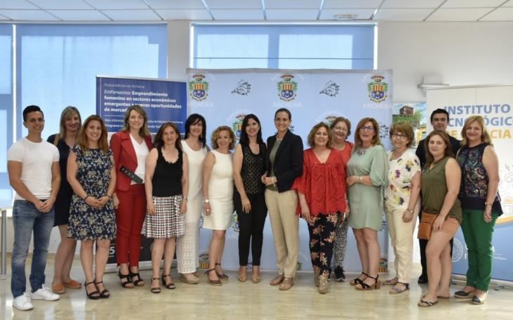 32 emprendedoras de Archena dan forma a sus proyectos empresariales con la UCAM 