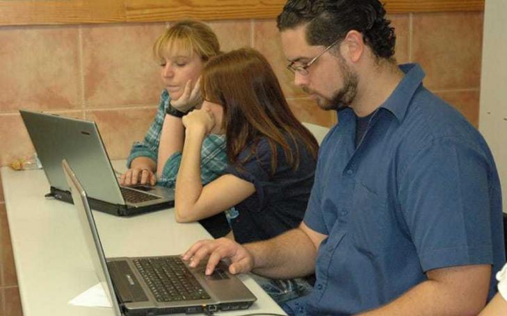 Expertos disertan en la UCAM sobre Redes Sociales e Identidad en la Web