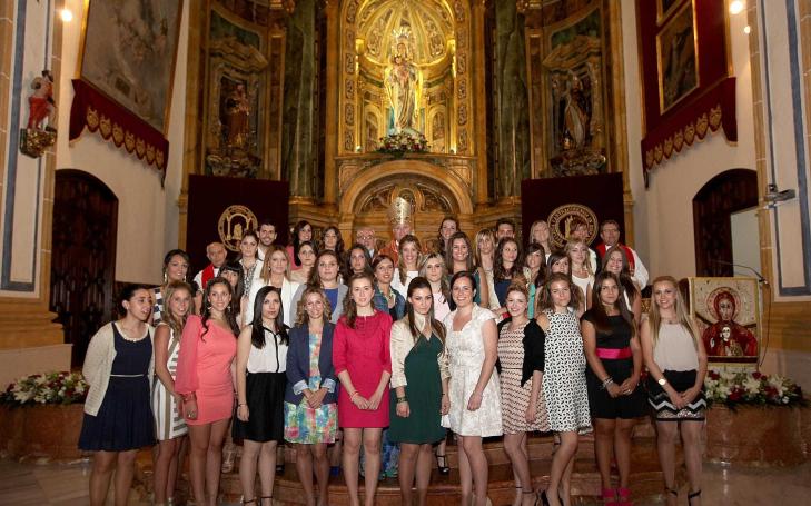 Alumnos de la UCAM reciben el Sacramento de la Confirmación