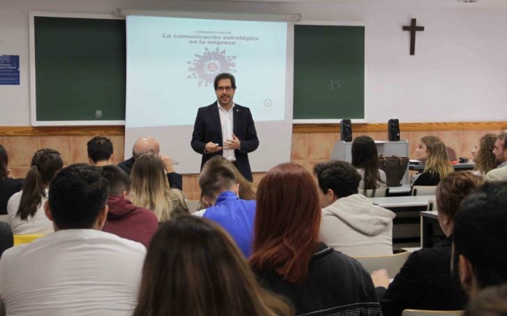 Aljure: “La comunicación no lo es todo, pero si está en todo”