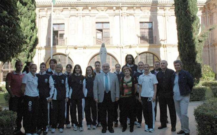 El UCAM Balonmano Murcia presenta su equipo