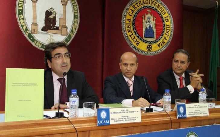 El urbanista Cesáreo Gil presenta un libro práctico sobre Urbanismo