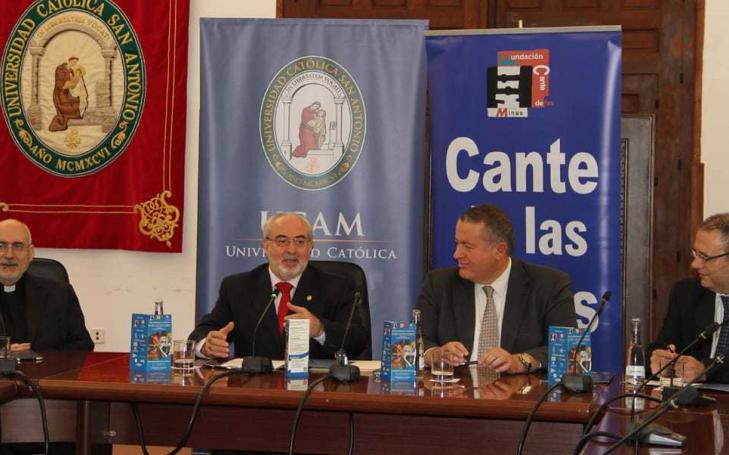 Estrella Morente dirigirá la ‘Cátedra Internacional de Flamencología’ de la UCAM y el Cante de las Minas