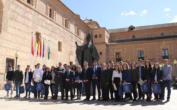 La UCAM entrega los premios de las Olimpiadas Científicas 2018