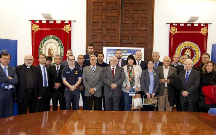 La UCAM homenajea a las asociaciones beneficiarias de los partidos solidarios