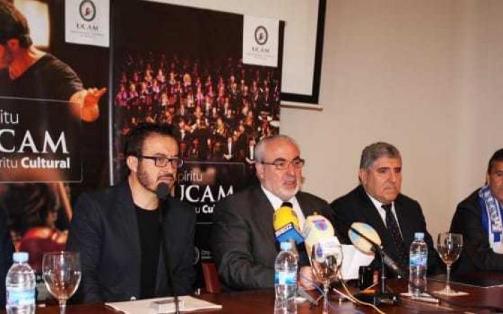 La Orquesta Sinfónica entrega las grabaciones de los himnos al Real Murcia, Montesinos Jumilla y UCAM