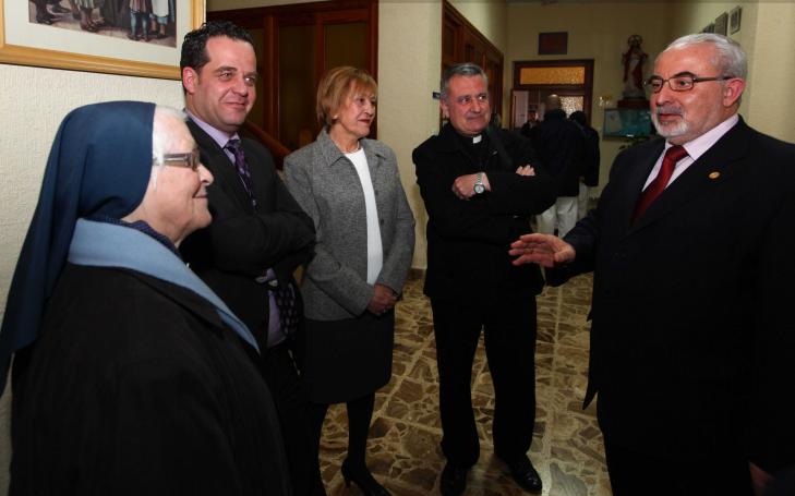 José Luis Mendoza, presidente de la UCAM, visita el colegio Sagrado Corazón de Cartagena