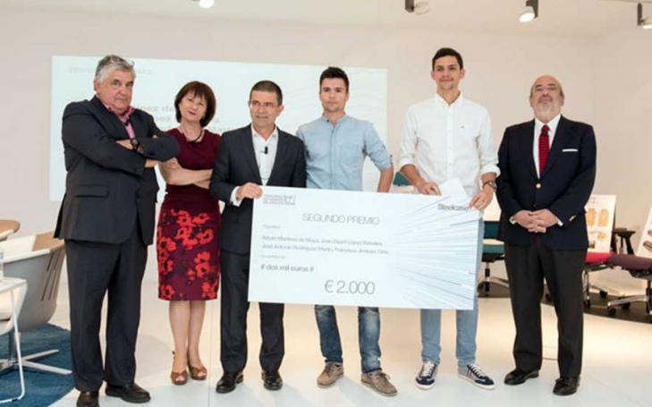 Estudiantes de Arquitectura de la UCAM, premiados en el concurso de la multinacional Steelcase 