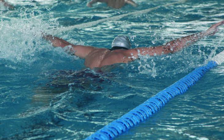 Enrique Martínez, investigador de la UCAM, participa en un estudio internacional en el Mundial de Natación