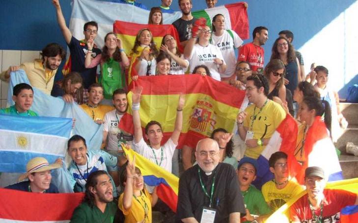 Los voluntarios de la UCAM ultiman los preparativos para la llegada del Papa Francisco a la JMJ