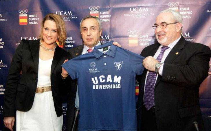 La nadadora Mireia Belmonte ficha por la UCAM Universidad Católica de Murcia