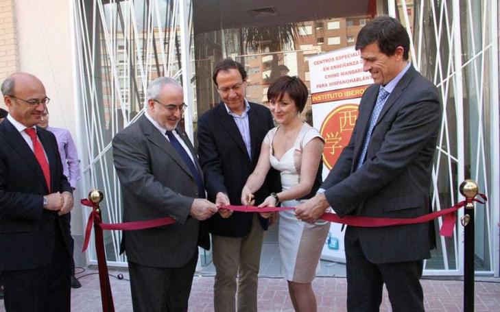 La UCAM ayudará a fomentar el aprendizaje del chino mandarín