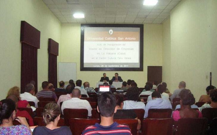 La UCAM inicia su actividad en Cuba con dos sedes