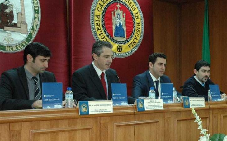 La UCAM presenta su Guía de Expertos