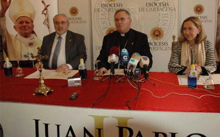 Homenaje a la figura del Papa polaco