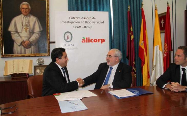 Firma de un convenio de colaboración con Alicorp, empresa puntera en alimentación de Perú