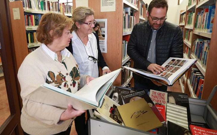 La biblioteca amplía su colección de libros relacionados con la publicidad y el diseño gráfico