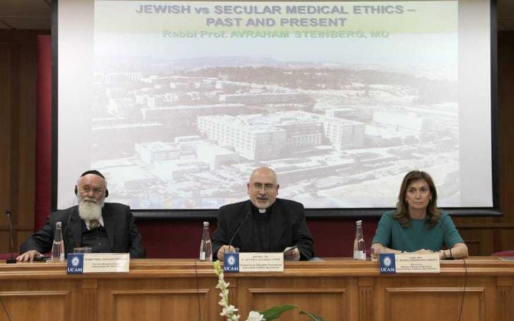 Nanotecnología, religión y ciencia a debate en la Semana Cultural Sefardí