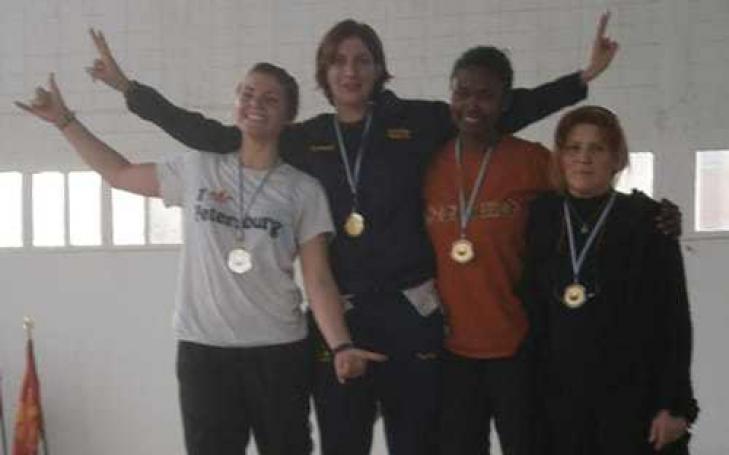 Una profesora de la UCAM gana el oro en el Campeonato de Esgrima de Uruguay