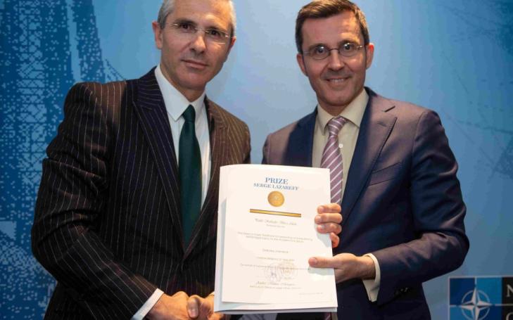 Pablo Blesa, vicerrector de la UCAM, distinguido por la OTAN